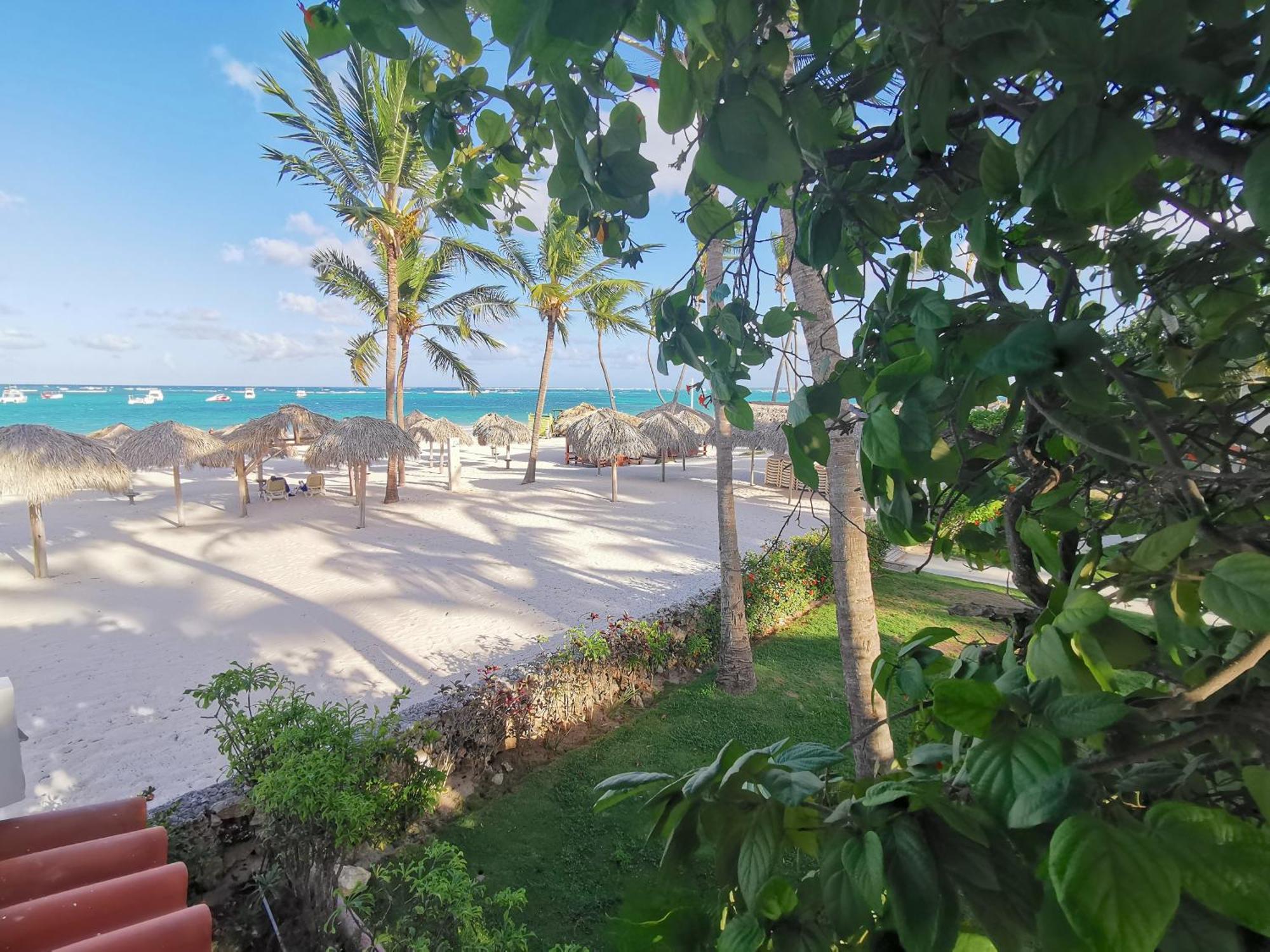 Tropical Villas At Los Corales Beach - Caribbean Rentals Fzco Punta Cana Oda fotoğraf