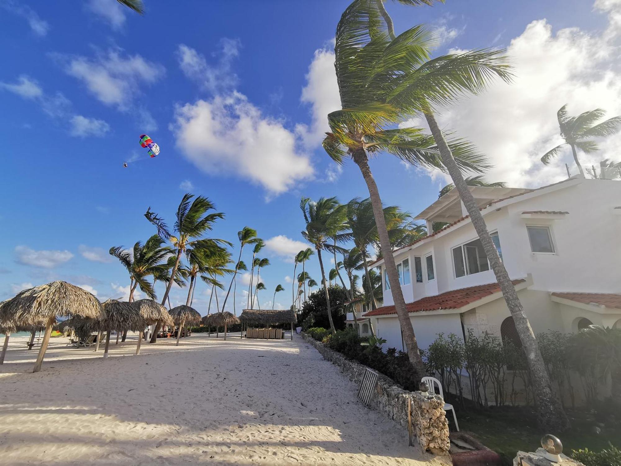 Tropical Villas At Los Corales Beach - Caribbean Rentals Fzco Punta Cana Oda fotoğraf